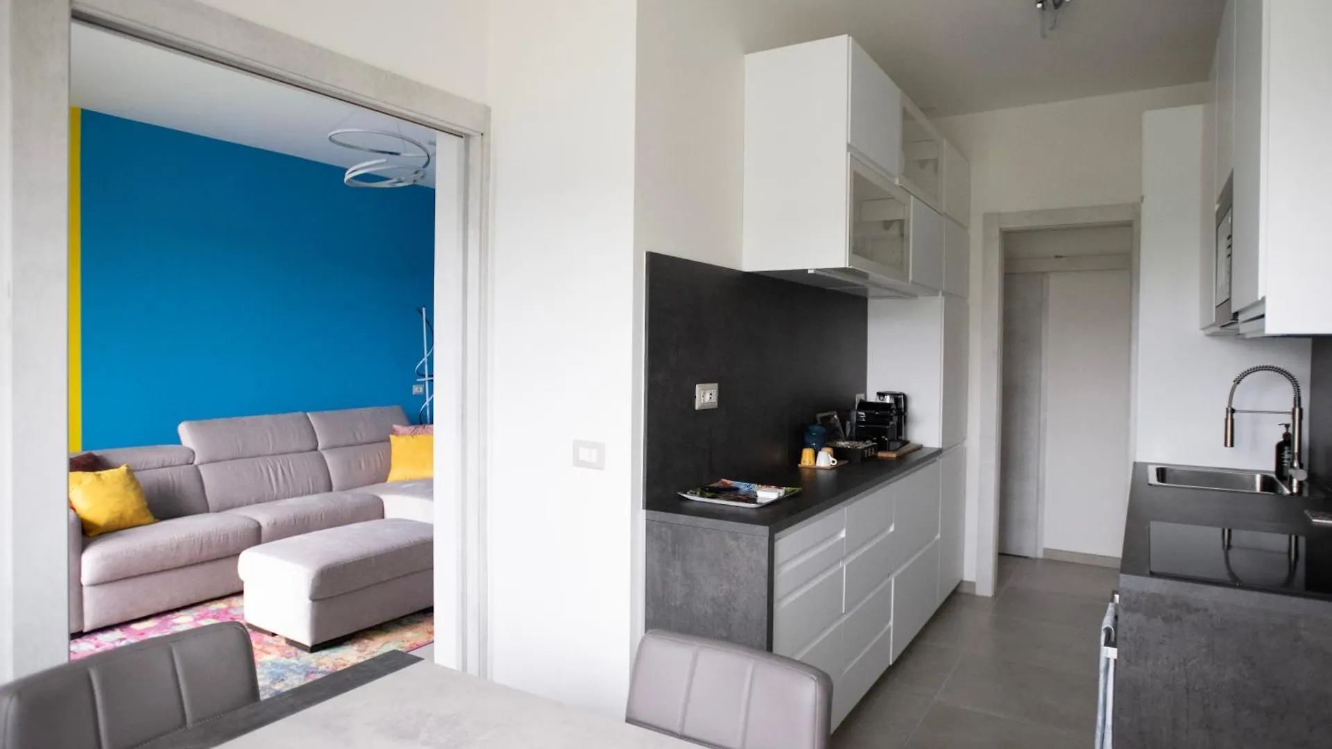 L'Arche Comfort & Relax Horse House Milán Itálie